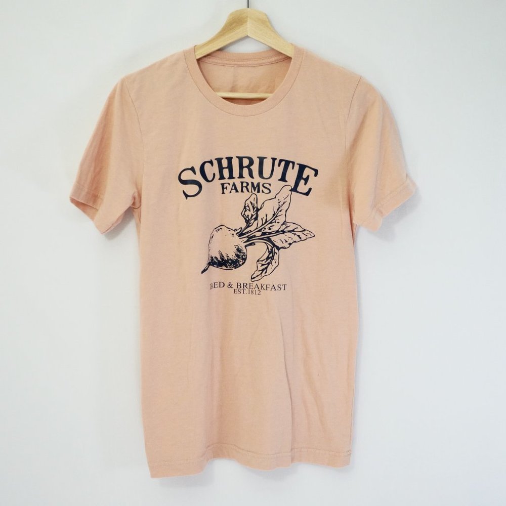 The Office Schrute Farms Bed & Breakfast Short Sleeve T-Shirt, Men XS (Approx)